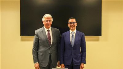 وزير الاستثمار يبحث مع التعاون المشترك مع المؤسسة الدولية لتمويل التجارة الإسلامية
