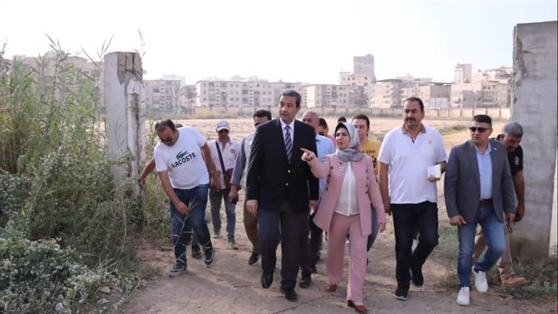 محافظ دمياط يزور