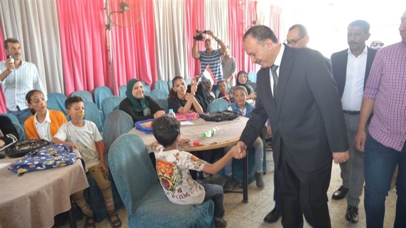 محافظ أسيوط يشهد