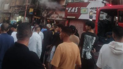 مصرع سيدة وإصابة 19 آخرين بحريق شقة سكنية ومحل أحذية في الإسكندرية 