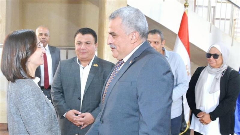 محافظ البحيرة، فيتو