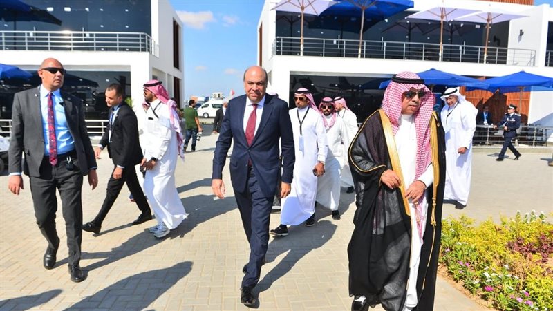 وزير الطيران المدني