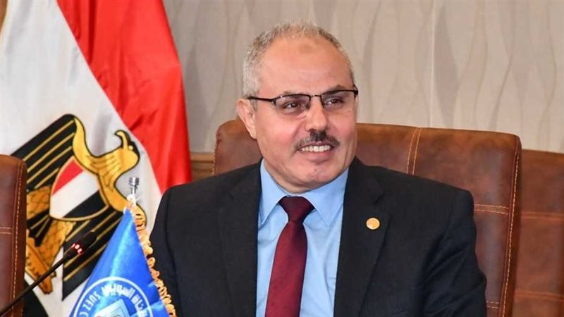 الدكتور ناصر مندور