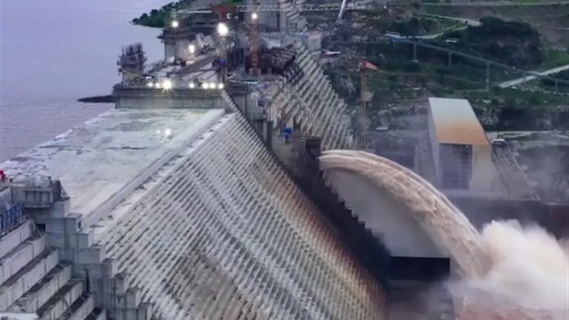 إثيوبيا تفتح البوابتين