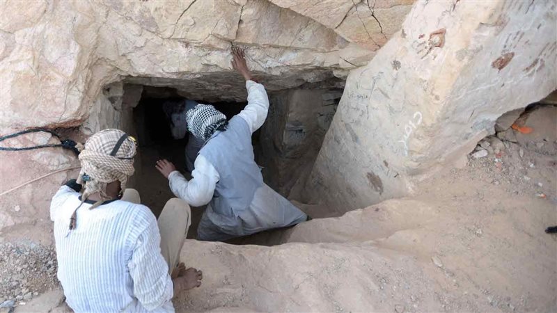 ضبط مسجل خطر للتنقيب