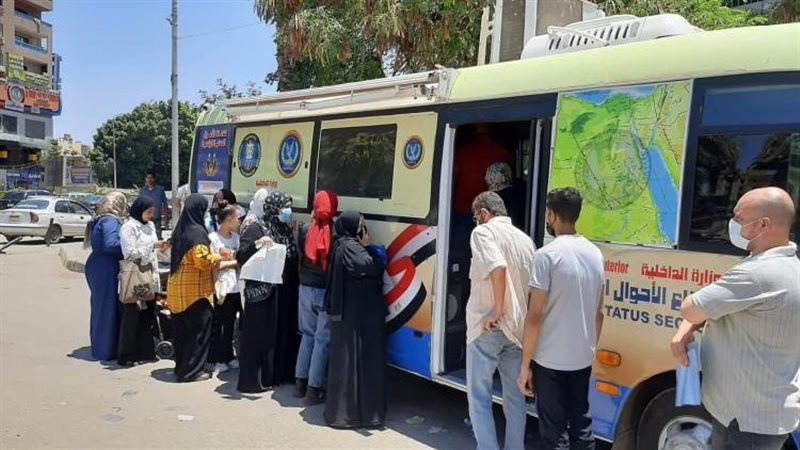 قوافل متنقلة لخدمة
