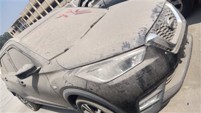 جمارك مطار القاهرة تعرض 17 سيارة في مزاد علني
