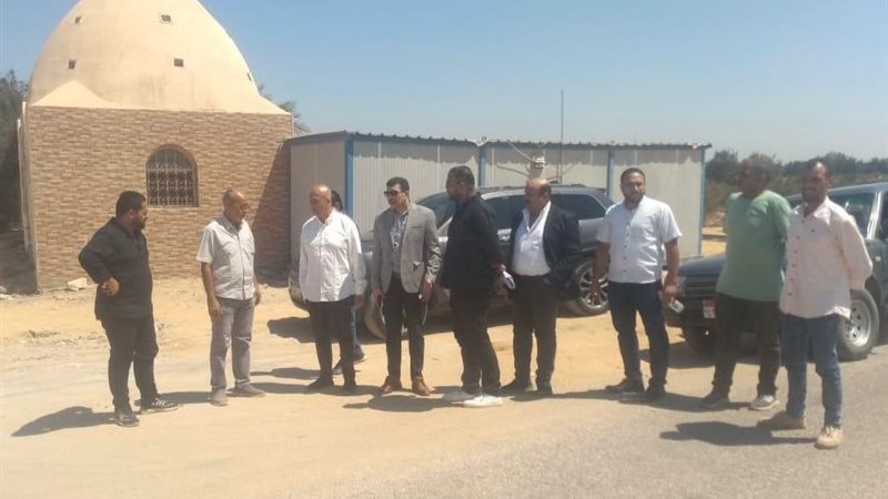 مسؤولو الاسكان