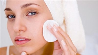 خطوات العناية بالبشرة، والتخلص من الحبوب بطرق طبيعية 