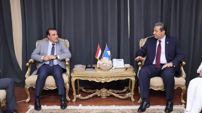 محافظ دمياط ورئيس