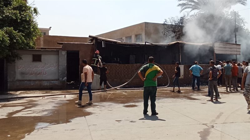 حريق حاوية بالطريق