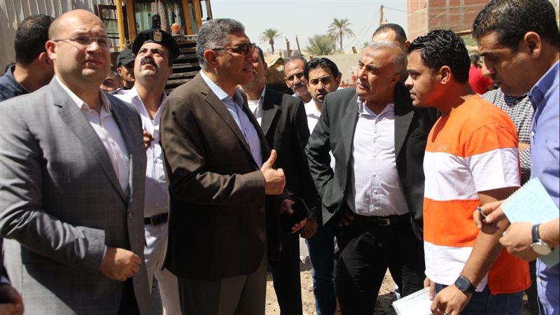 محافظ الجيزة خلال