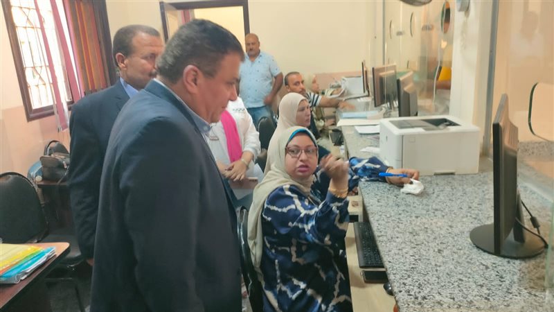 جولة تفقدية لسكرتير
