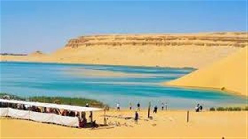 البحيره المسحورة