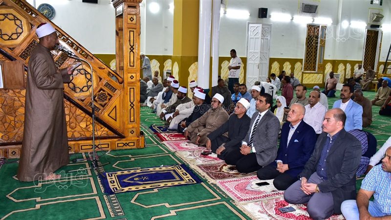 أثناء الاحتفالية