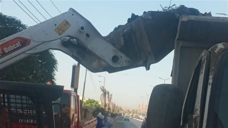 نقل تراكمات القمامة