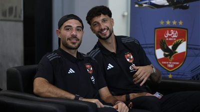 بعثة الأهلي تصل كينيا استعدادا لمواجهة جورماهيا بدوري الأبطال (صور)