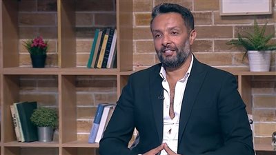 شقيق ياسمين عبد العزيز ينشر صورة من كواليس 