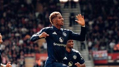 الدوري الإنجليزي، مانشستر يونايتد يفوز على ساوثهامبتون بثلاثية (فيديو)