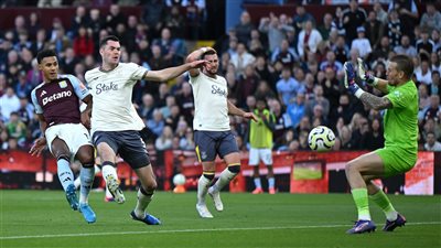 الدوري الإنجليزي، أستون فيلا يفوز على إيفرتون 3-2 في ريمونتادا مثيرة 