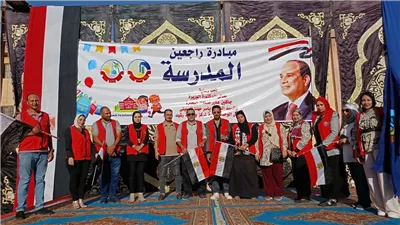راجعين للمدرسة، مركز شباب رشيد ينظم معرضا مجانيا لمساعد الطلاب الأيتام (صور)