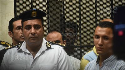 أحمد فتوح يطلب يانسون ومياه من البوفيه قبل محاكمته بجنايات مطروح (صور)