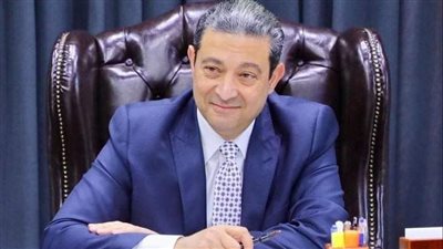 محافظ دمياط يتلقى تقريرًا حول جهود وحدة تكافؤ الفرص