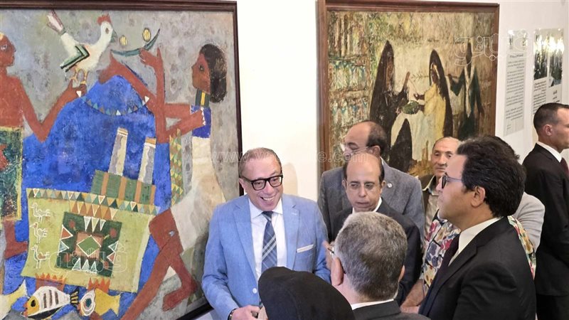 وزير الثقافة يفتتح