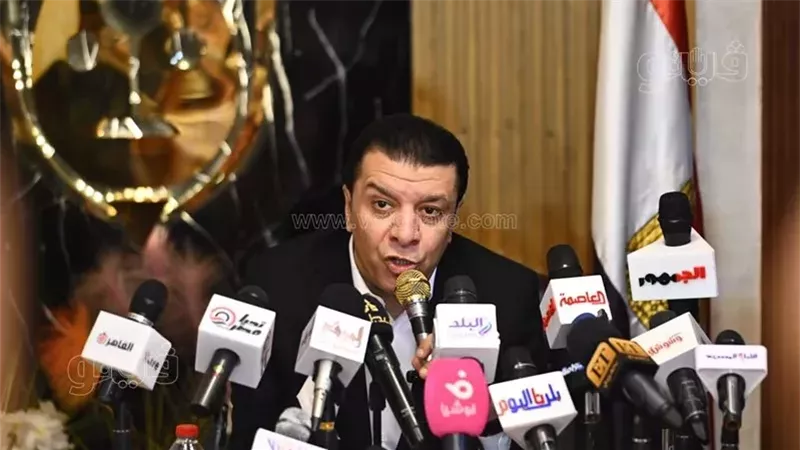 مصطفي كامل، فيتو