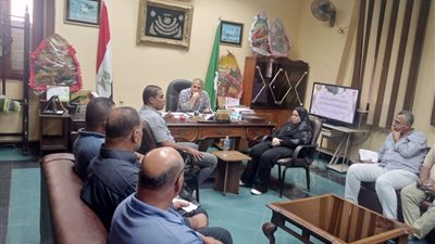  رئيس مدينة الزقازيق يناقش مع رؤساء الوحدات المحلية معدلات تنفيذ المشروعات الجارية