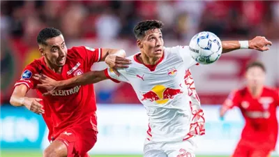 سبارتا براج يتخطى ريد بول سالزبورج بثلاثية في دوري أبطال أوروبا