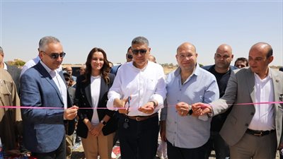 محافظ الجيزة يفتتح معهد منديشة الأزهري وعدد من المشروعات بالواحات البحرية