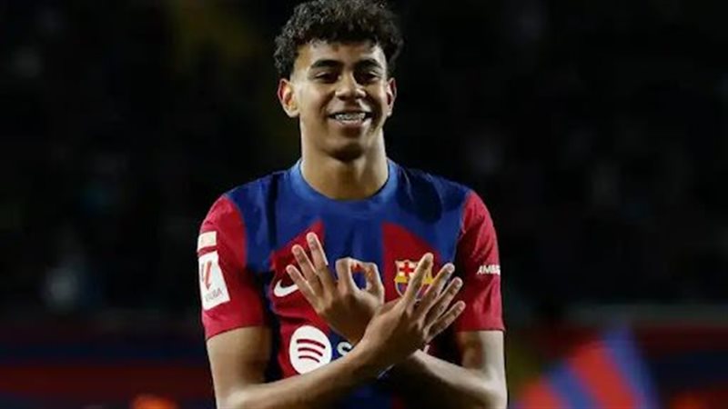 لامين يامال، فيتو