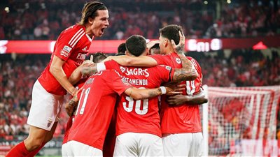 تشكيل بنفيكا المتوقع ضد برشلونة في دوري أبطال أوروبا 