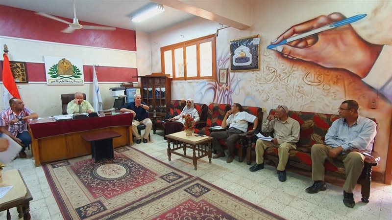 أثناء الاجتماع, فيتو