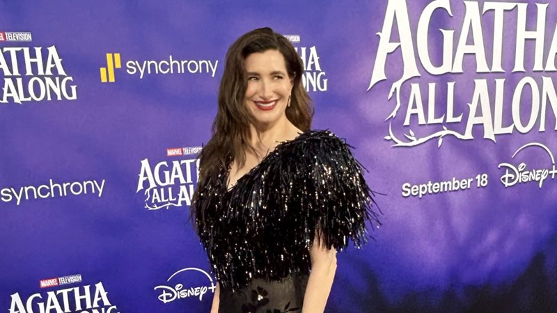 Agatha All Along،
