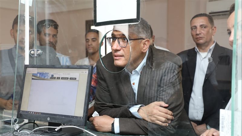 عادل النجار 