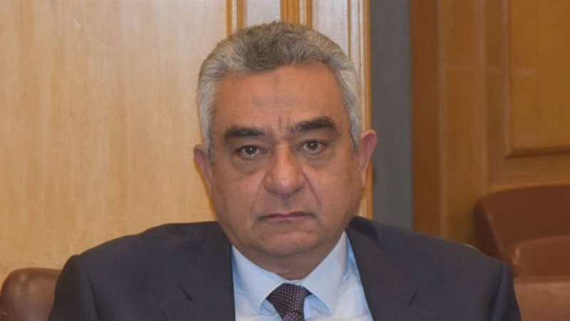عمرو خضر رئيس شعبة