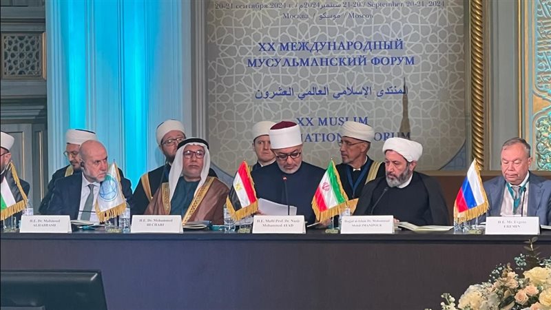 الدكتور نظير عياد،