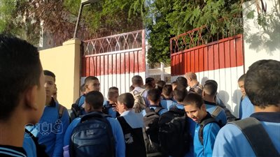 رجعوا التلامذة، فرحة التلاميذ في أول يوم دراسي بأسيوط (بث مباشر)