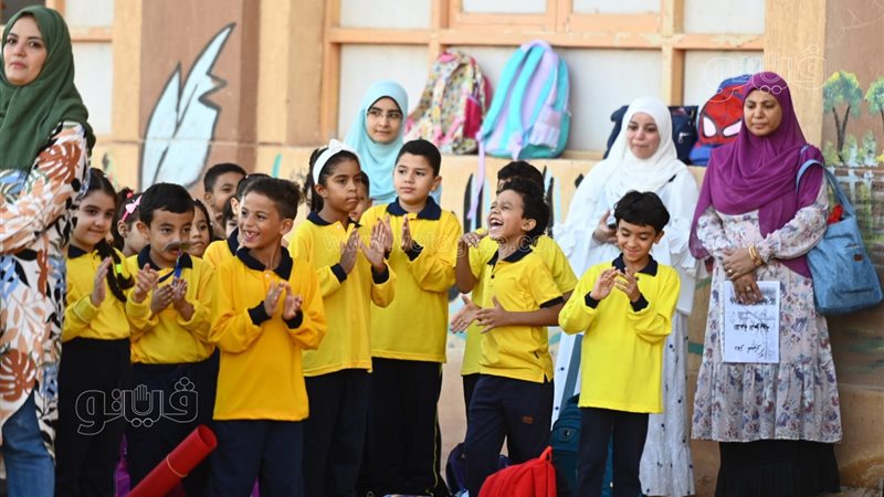 تلاميذ المدارس بالجيزة،