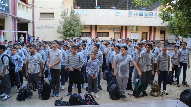 تحية العلم في المعاهد