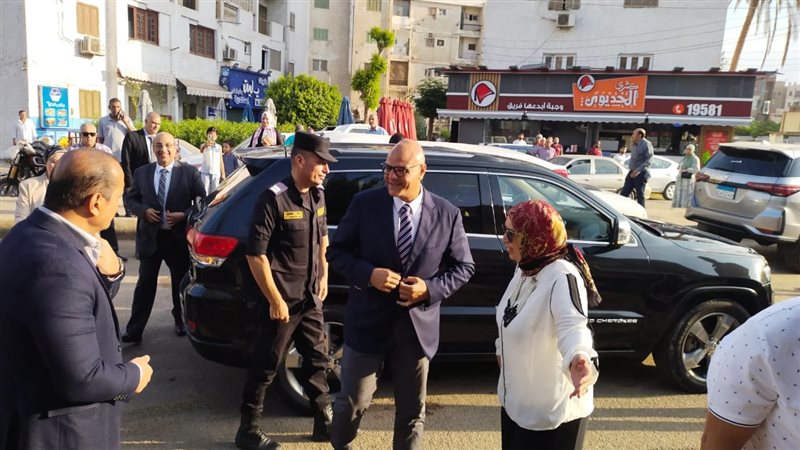 محافظ القليوبية خلال