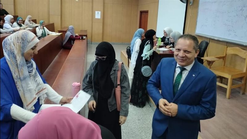 رئيس جامعة دمياط