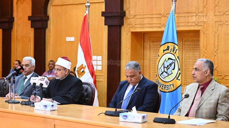 الدكتور سلامة داود