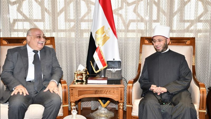 وزير الأوقاف ورئيس
