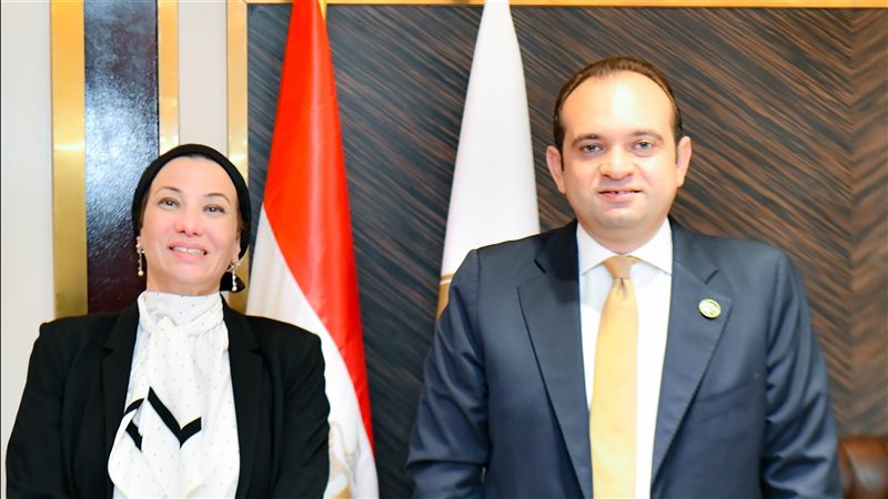 وزيرة البيئة والنائب