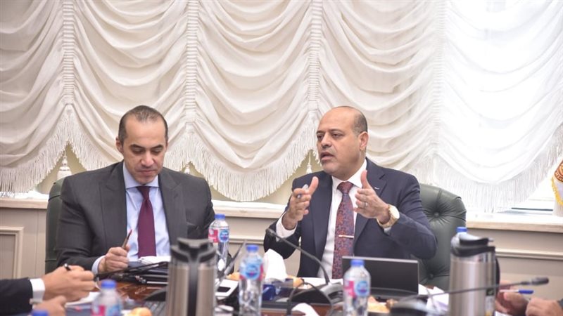 وزيرا العمل والشؤون