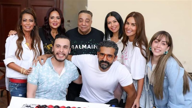 ابطال مسلسل روج أسود،
