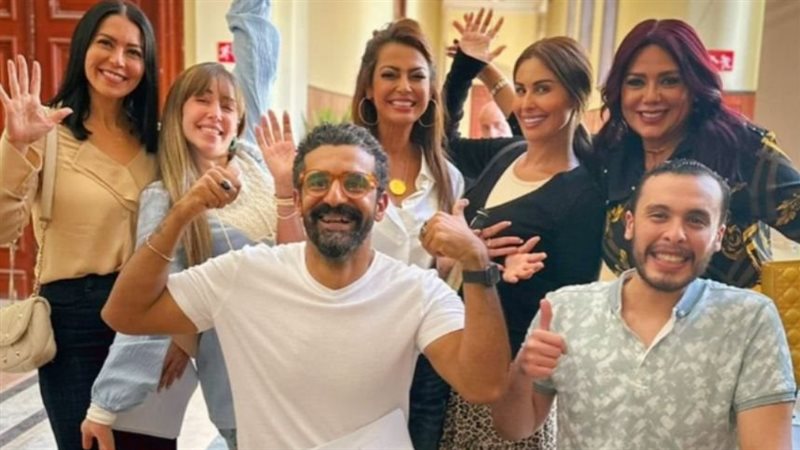 أسرة روج أسود، فيتو